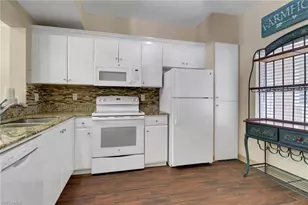 1096 Woodshire Ln, Naples, FL 34105 - Photo 9