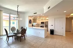 2738 Tiburon Blvd E, Naples, FL 34109 - Photo 5