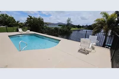 826 SW 32nd Ter, Cape Coral, FL 33914 - Photo 11