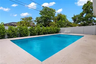 558 100th Ave N, Naples, FL 34108 - Photo 25