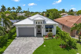 558 100th Ave N, Naples, FL 34108 - Photo 27