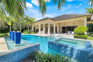 112 Hickory Rd, Naples, FL 34108 - Photo 3