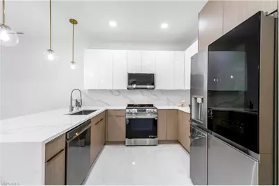 529 Allison St E, Lehigh Acres, FL 33974 - Photo 11