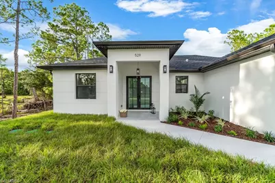 529 Allison St E, Lehigh Acres, FL 33974 - Photo 3