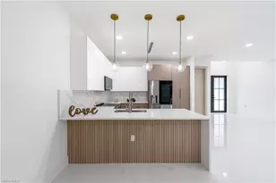 529 Allison St E, Lehigh Acres, FL 33974 - Photo 7