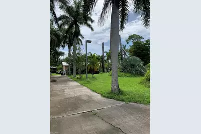 15341 Will Lew Ln, Fort Myers, FL 33908 - Photo 5