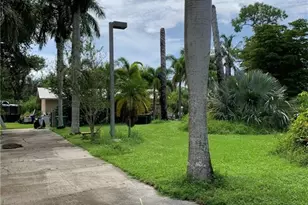 15341 Will Lew Ln, Fort Myers, FL 33908 - Photo 5