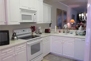 2780 Cypress Trace Cir, Naples, FL 34119 - Photo 5