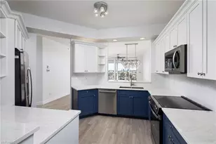 410 Flagship Dr, Naples, FL 34108 - Photo 9