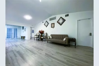 119 Flame Vine Dr, Naples, FL 34110 - Photo 7