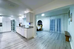 119 Flame Vine Dr, Naples, FL 34110 - Photo 5