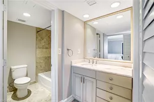 3430 Gulf Shore Blvd N, Naples, FL 34103 - Photo 13