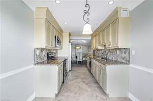 3430 Gulf Shore Blvd N, Naples, FL 34103 - Photo 9