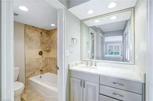 3430 Gulf Shore Blvd N, Naples, FL 34103 - Photo 15