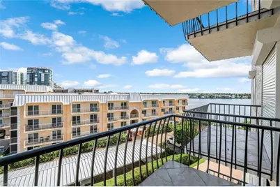 3430 Gulf Shore Blvd N #5J, Naples, FL 34103 - Photo 21