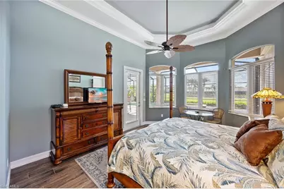 8902 Shenendoah Cir, Naples, FL 34113 - Photo 13