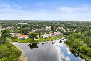 12421 Eagle Pointe Cir, Fort Myers, FL 33913 - Photo 39