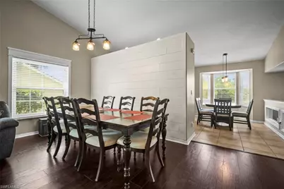 12421 Eagle Pointe Cir, Fort Myers, FL 33913 - Photo 9