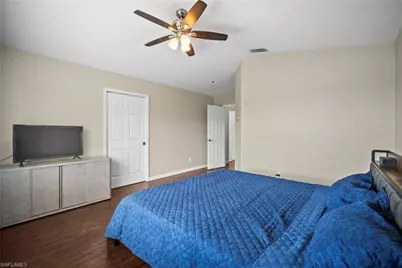 12421 Eagle Pointe Cir, Fort Myers, FL 33913 - Photo 19