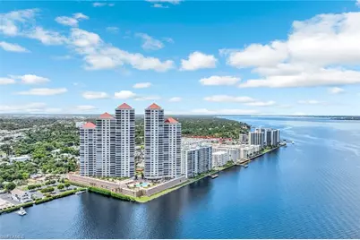 2090 W First St #E2105, Fort Myers, FL 33901 - Photo 3