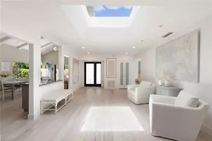 580 Tierra Mar Ln, Naples, FL 34108 - Photo 9