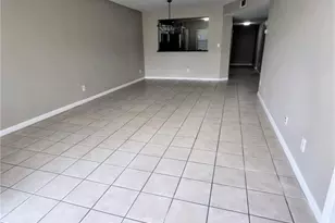 1462 Churchill Cir, Naples, FL 34116 - Photo 3