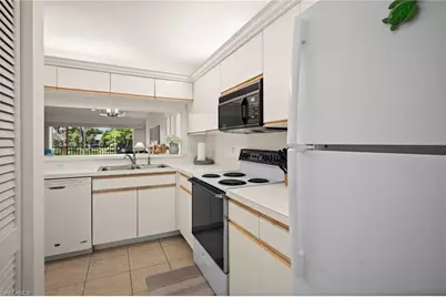 1140 Sarah Jean Cir #C206, Naples, FL 34110 - Photo 9