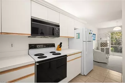 1140 Sarah Jean Cir #C206, Naples, FL 34110 - Photo 11