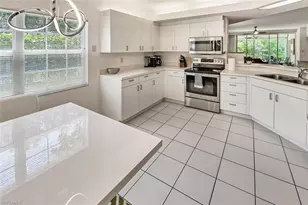 6910 Satinleaf Rd N, Naples, FL 34109 - Photo 9