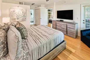 6910 Satinleaf Rd N, Naples, FL 34109 - Photo 11