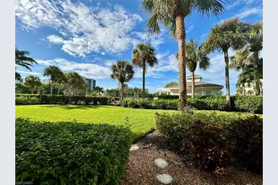 360 Horse Creek Dr #106, Naples, FL 34110 - Photo 13