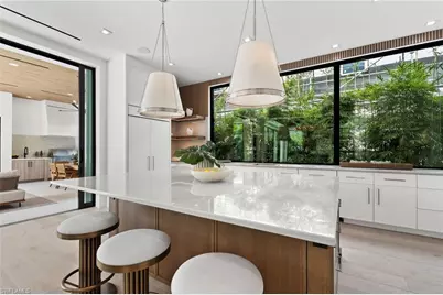 273 10th Ave S, Naples, FL 34102 - Photo 5