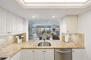 4651 Gulf Shore Blvd N, Naples, FL 34103 - Photo 21