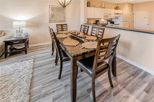 1080 Hampton Cir, Naples, FL 34105 - Photo 3