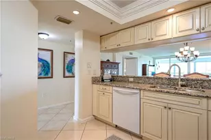 25 Bluebill Ave, Naples, FL 34108 - Photo 15