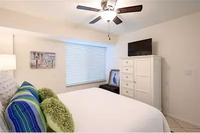 25 Bluebill Ave #403, Naples, FL 34108 - Photo 27