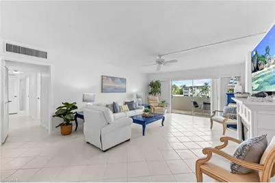 1977 Gulf Shore Blvd N #204, Naples, FL 34102 - Photo 7