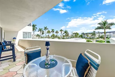 1977 Gulf Shore Blvd N #204, Naples, FL 34102 - Photo 23