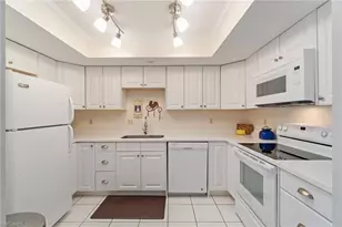 3913 SE 11th Ave, Cape Coral, FL 33904 - Photo 7