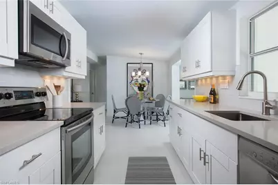 2048 Harbor Ln, Naples, FL 34104 - Photo 5