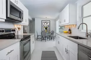 2048 Harbor Ln, Naples, FL 34104 - Photo 5