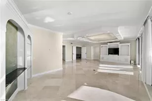 8665 Bay Colony Dr, Naples, FL 34108 - Photo 5