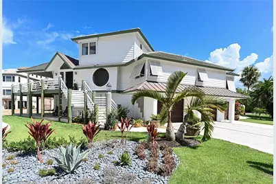 101 Dominica Ln, Bonita Springs, FL 34134 - Photo 1