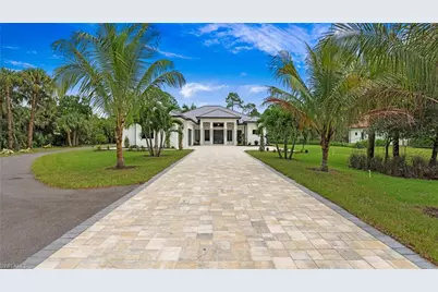 652 15th St SW, Naples, FL 34117 - Photo 1