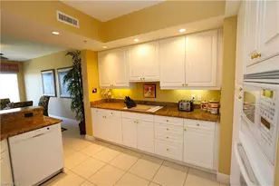 1060 Borghese Ln, Naples, FL 34114 - Photo 7