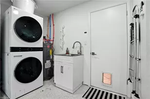 1131 Milano Dr, Naples, FL 34103 - Photo 25