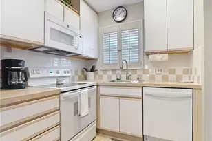 150 Turtle Lake Ct, Naples, FL 34105 - Photo 13