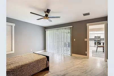 183 Round Key Cir #D4, Naples, FL 34112 - Photo 31