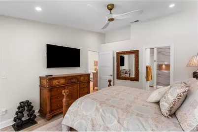 754 Wiggins Bay Dr, Naples, FL 34110 - Photo 15