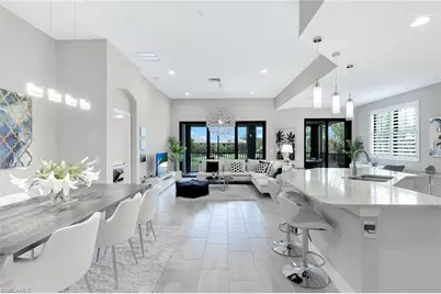 2185 Frangipani Cir #202, Naples, FL 34120 - Photo 9